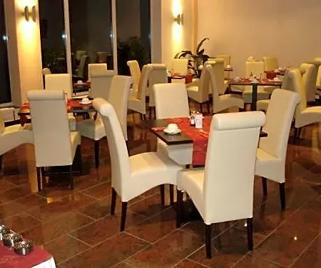Grand Dream Main Center Szálloda 4*